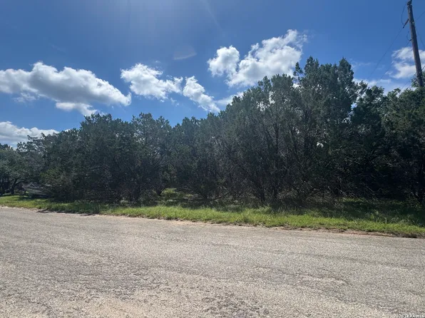 300 Dorothy LOT 3-E, Canyon Lake, TX 78133