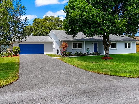 3rd image of 32024 SW 200th Ct