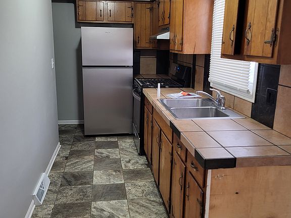 5th image of 1584 Gentian Dr SE
