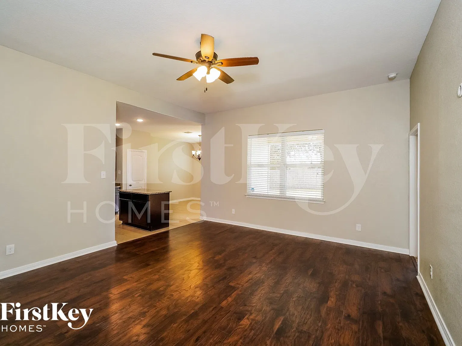 3 bed, 2.0 bath, 1541 sqft, $1,885 — Photo 4
