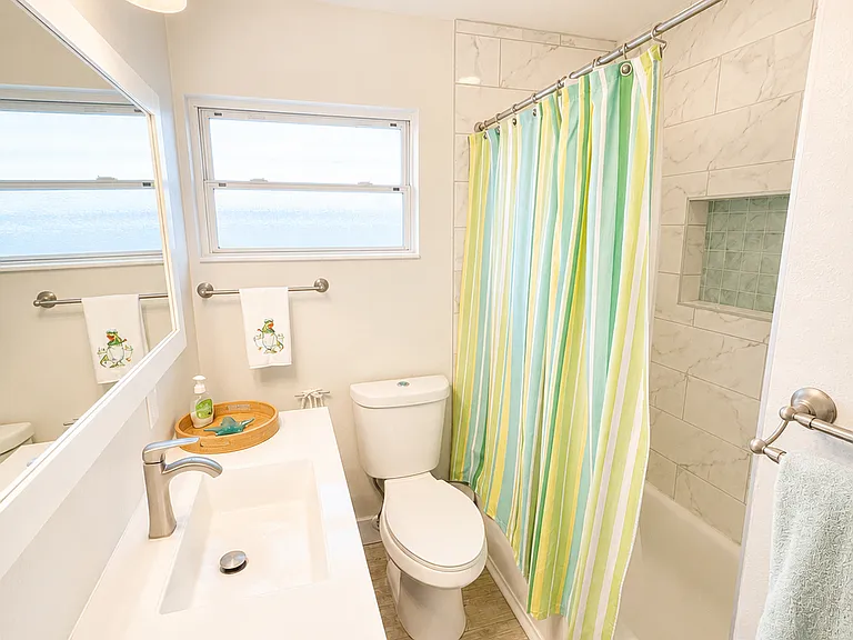 14014 Marguerite Dr — Photo 8