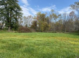 81 Quaker St, Wallkill, NY 12589