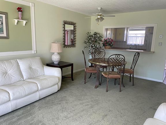 5th image of 705 Lori Drive #202