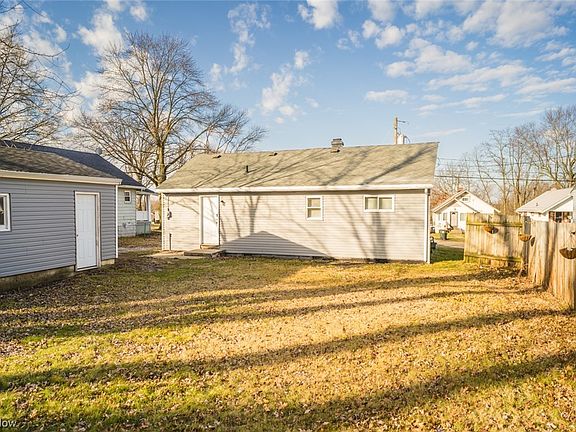 3rd image of 617 Grifton Ave