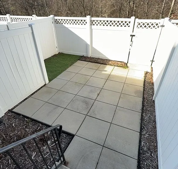 371 Beacon St NW — Photo 16