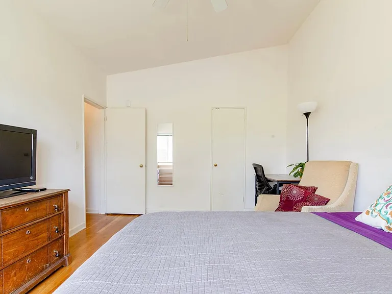 1316 Galloway St NE — Photo 3