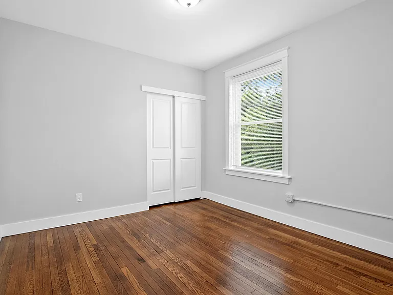 5804 Cates Ave — Photo 8