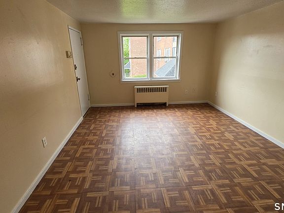 4th image of 942 Wethersfield Avenue #3