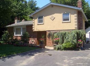 146 Woolsey Ave, Glen Cove, NY 11542