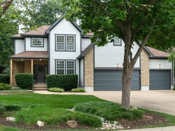 12124 Grand Ave, Kansas City, MO 64145
