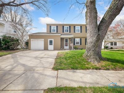 1228 Eastland Dr, Oregon, OH, 43616