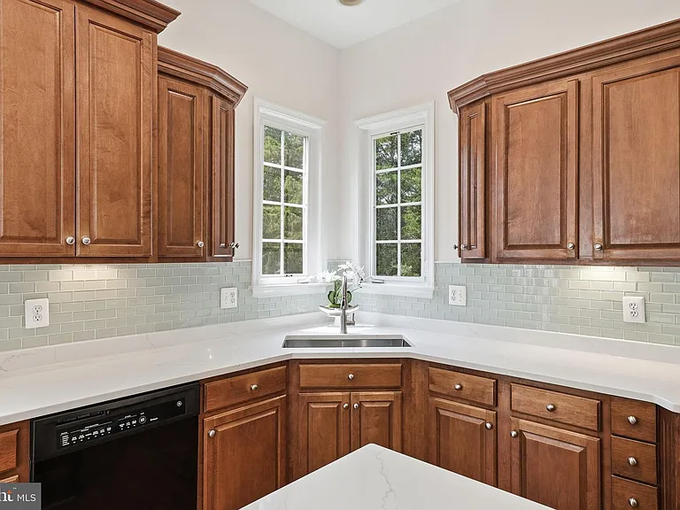 21817 Wingfoot Ct — Photo 19