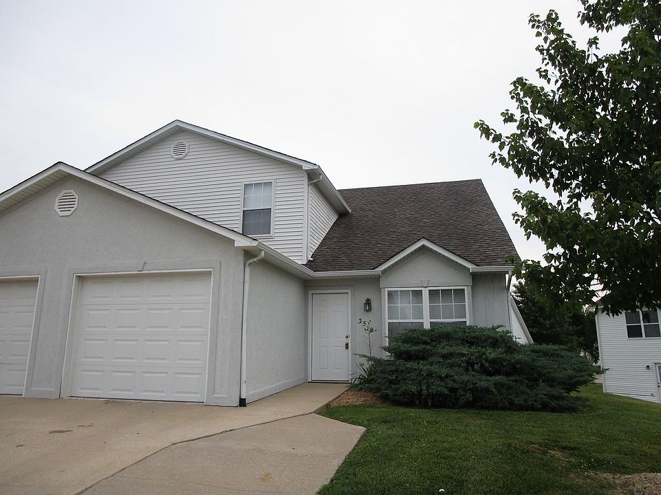 1st image of 3518 La Mesa Dr