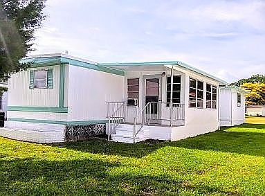 1st image of 5516 Holiday Park Blvd