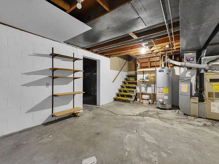 2032 Northcliff Dr — Photo 15