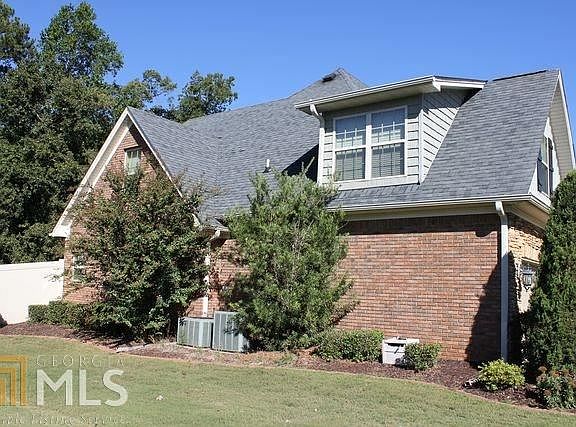 3rd image of 169 Berrywood Ct