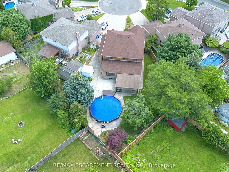 489 Acadia Dr — Photo 39