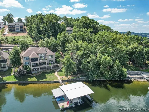 1163 Beacon Point Cir, Lake Ozark, MO 65049