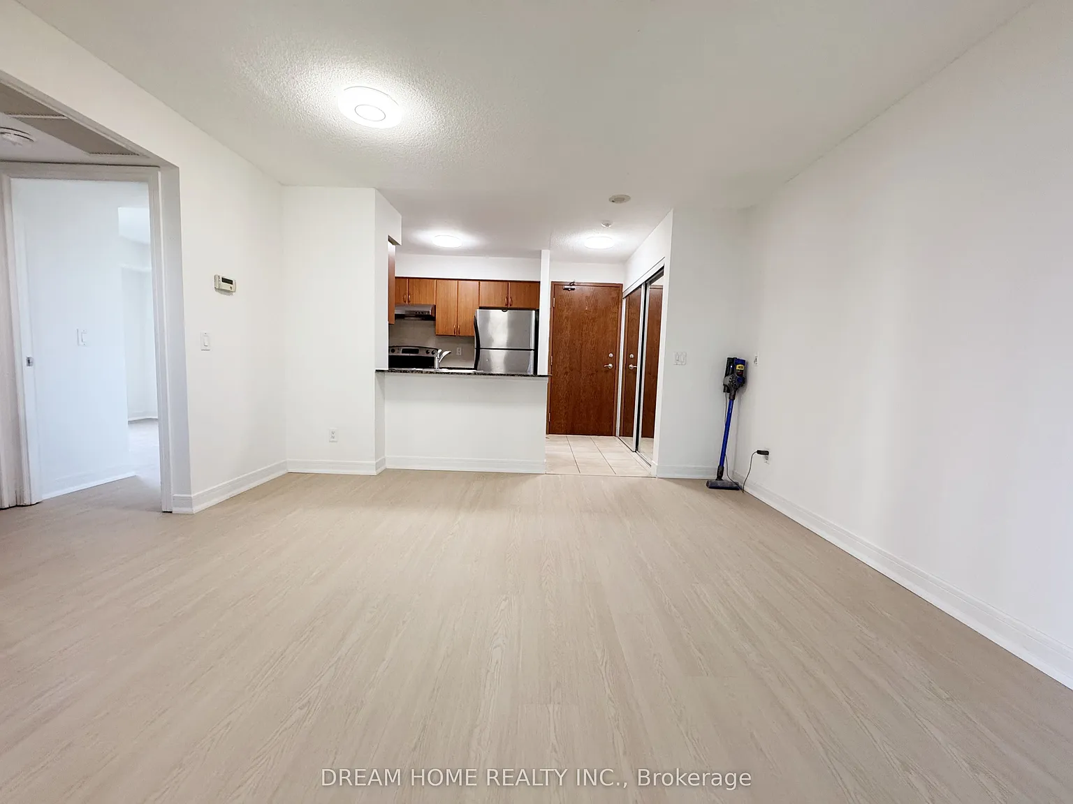 2 bed, $2,800 — Photo 4