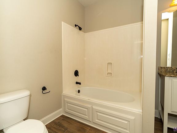 4th image of 40500 Sagefield Ct