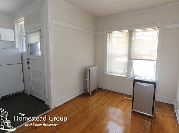 4th image of 630 W Stratford Pl APT 03W