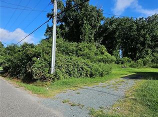 732 Vaughan Ave, Hampton, VA 23661