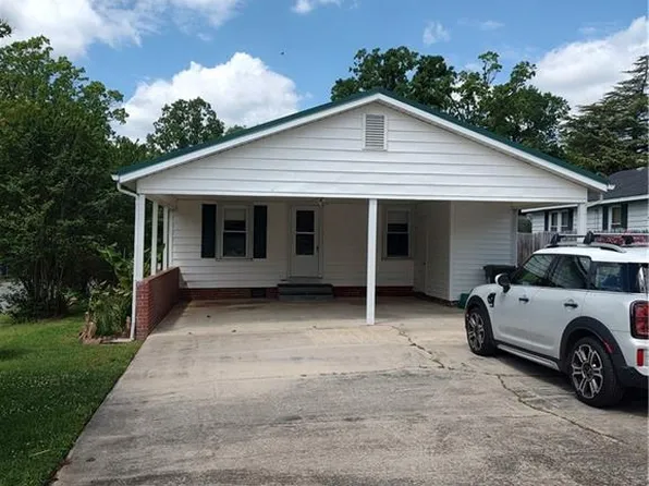 321 Aycock St, Thomasville, NC 27360