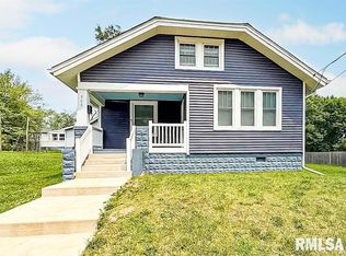 903 E Behrends Ave, Peoria, IL 61603