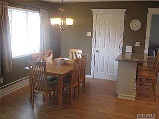 4th image of 36 Meadow Ave