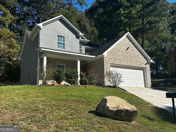 6938 Shadow Ridge Ln, Stone Mountain, GA 30087