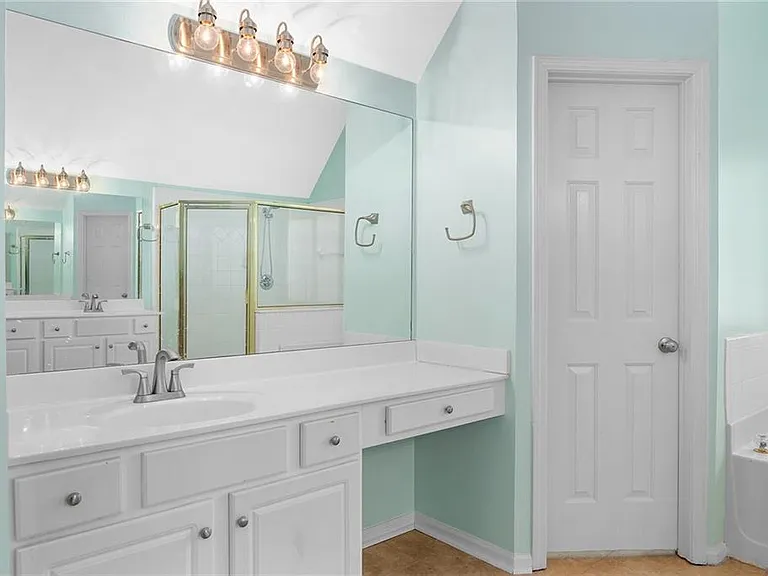 560 Kimball Crest Ct — Photo 23