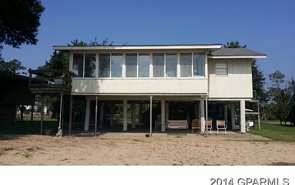 2nd image of 878 E Bayside Dr