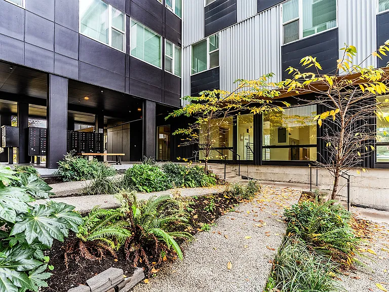 aPodment Suites at Genoa | Central District — Photo 19