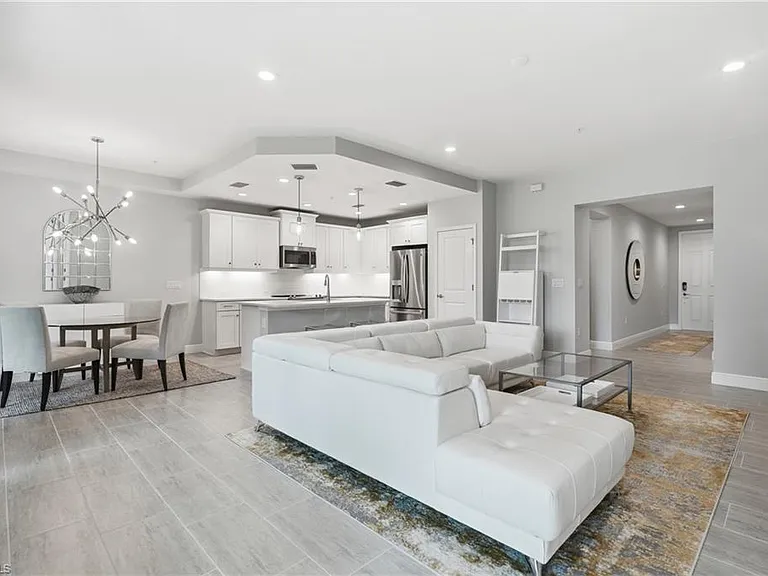 2560 Seychelles Dr #1003 — Photo 5
