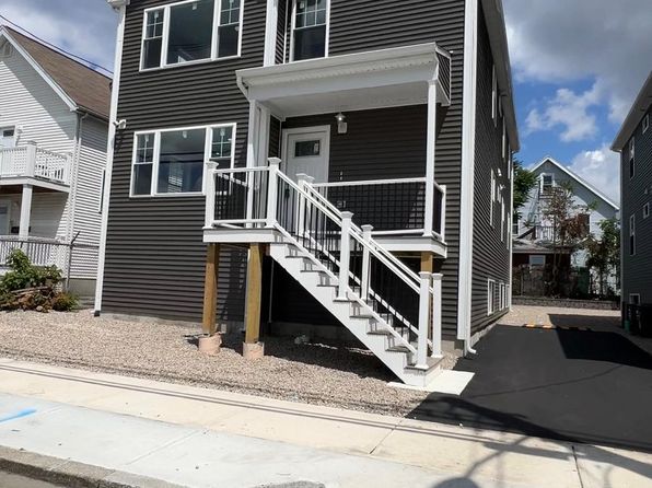 731 Potters Ave #2