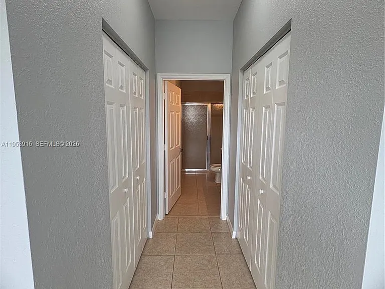 4323 SW 132nd Way — Photo 3