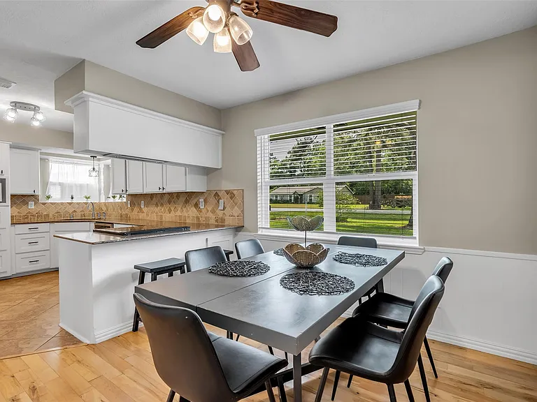 22502 Fields Ln — Photo 9