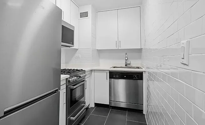 Rented by Douglas Elliman | media 3