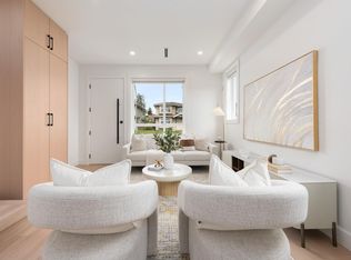 6808 Elwell St #3, Burnaby, BC V5E 1K1