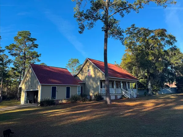 800 W Shore Dr, Ochlocknee, GA 31773