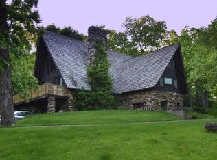 6025 218th Ave, Bristol, WI 53104