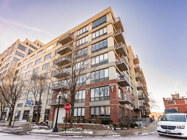 1000 N Kingsbury St APT 209