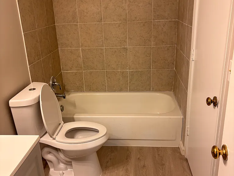 5552 Mountain Springs Cir — Photo 29