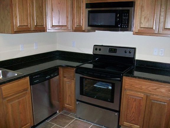4th image of 3707 Bon Aire Dr APT 210