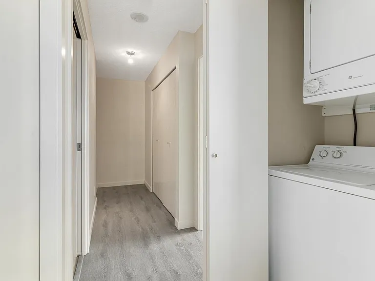 909 Mainland St #1409 — Photo 17