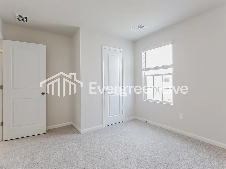 1365 Hugh Mack Ct — Photo 10
