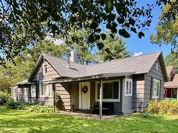 5872 Main St, Peninsula, OH 44264