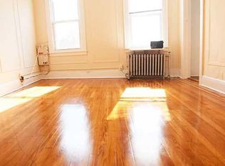 473 Merrick Rd APT 3, Lynbrook, NY 11563