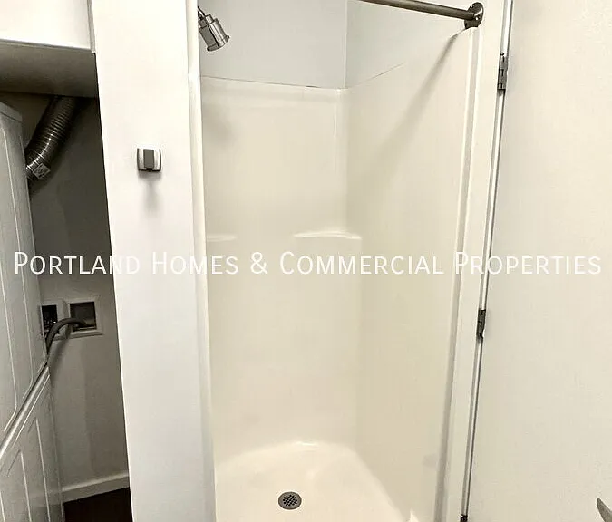 4010 SE Division St #3A — Photo 6