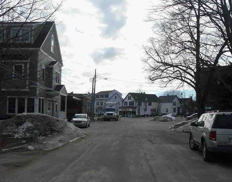2nd image of 14 E St